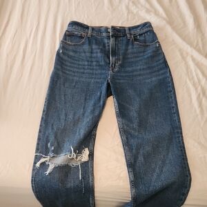 ABERCROMBIE ULTRA STRAIGHT HIGH RISE JEANS